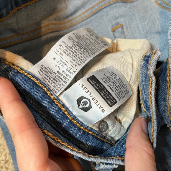 Levi's 541 Men's Jeans 34x32 Medium Wash Waterless Stretch Blue Denim - Picture 5 of 11